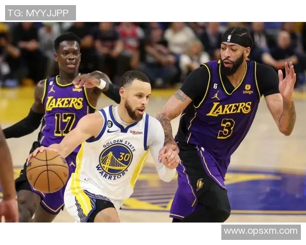 湖人勇士季前赛精彩对决期待球迷热情助阵与精彩表现