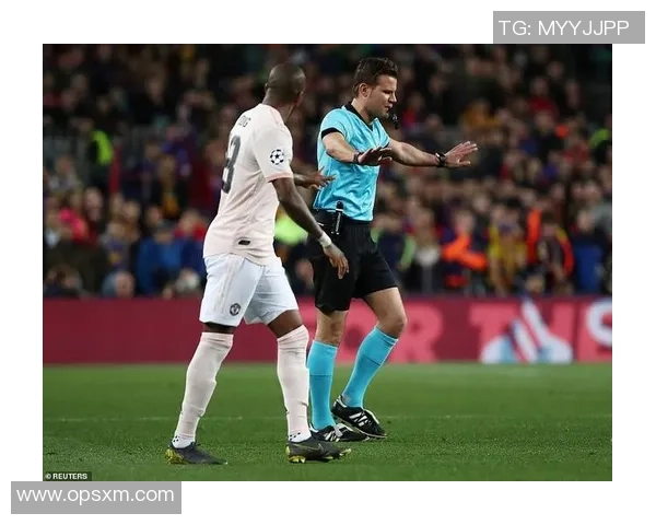 谢菲联与曼联激战正酣比分悬念不断球迷期待精彩瞬间