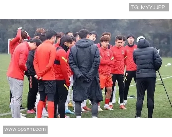 杭州篮球队意识争议引发热议球迷对战术与团队合作的深思 杭州篮球队意识争议引发热议球迷对战术与团队合作的深思