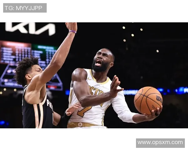 杰伦布朗在NBA赛季中的卓越表现与未来发展潜力分析