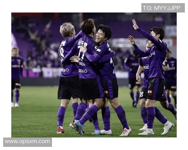 清水鼓动与普和红砖的激烈对决展现足球魅力与团队精神的完美结合